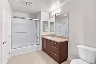 1375 Lick Ave 1023, San Jose, CA 95110 - Photo 7