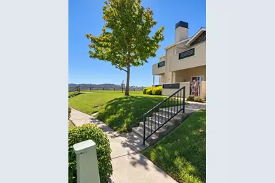1201 Glen Cove Pkwy 1210, Vallejo, CA 94591 - Photo 9