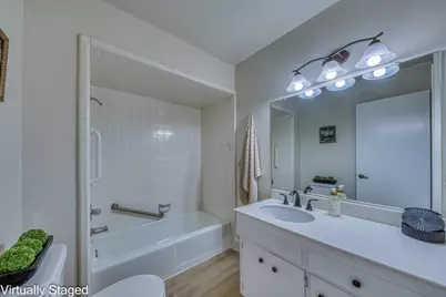 330 Woodside Dr 114, Salinas, CA 93901 - Photo 21