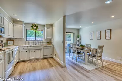 330 Woodside Dr 114, Salinas, CA 93901 - Photo 11
