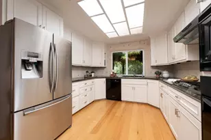 1652 Virginia Ave, Redwood City, CA 94061 - Photo 9