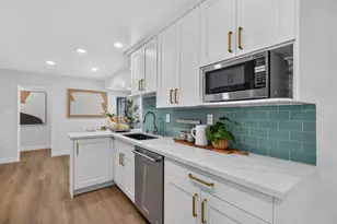 10470 Glenview Ave, Cupertino, CA 95014 - Photo 11