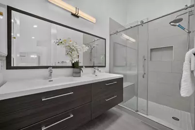 18 Tyrella Ct, Mountain View, CA 94043 - Photo 27