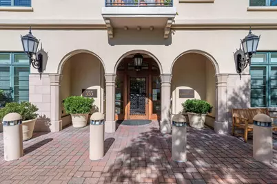 555 Byron St 402, Palo Alto, CA 94301 - Photo 1