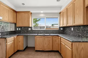 850 Lakebird Dr, Sunnyvale, CA 94089 - Photo 7