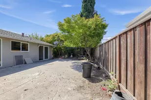 850 Lakebird Dr, Sunnyvale, CA 94089 - Photo 17