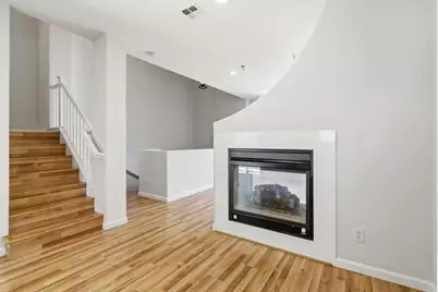 70 Towne Cir, Mountain View, CA 94040 - Photo 19