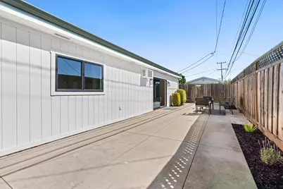 1810 Kehoe Ave, San Mateo, CA 94401 - Photo 35