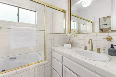 1810 Kehoe Ave, San Mateo, CA 94401 - Photo 31