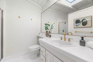 1810 Kehoe Ave, San Mateo, CA 94401 - Photo 23