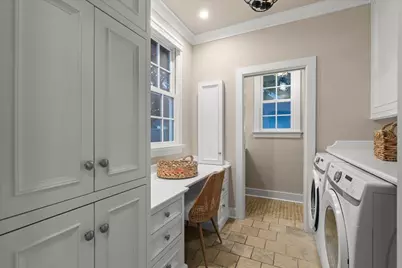 1071 Carolyn Ave, San Jose, CA 95125 - Photo 29