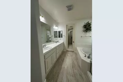 10133 Annie St, Elk Grove, CA 95757 - Photo 25