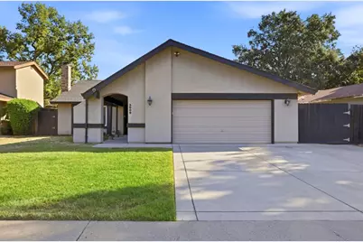 3009 Nikol St, Sacramento, CA 95826 - Photo 1