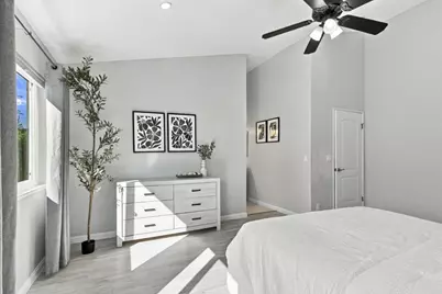 1596 Camden Village Cir, San Jose, CA 95124 - Photo 15