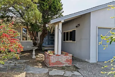 425 Kehoe Ave, Half Moon Bay, CA 94019 - Photo 3