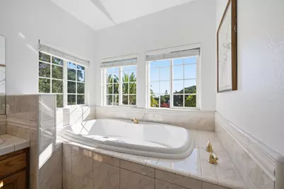 1885 Hollyhock Ln, Gilroy, CA 95020 - Photo 21