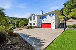 1885 Hollyhock Ln, Gilroy, CA 95020 - Photo 3