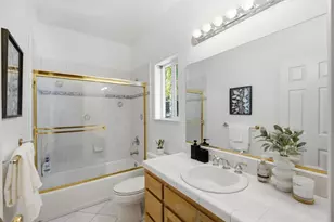 1885 Hollyhock Ln, Gilroy, CA 95020 - Photo 29