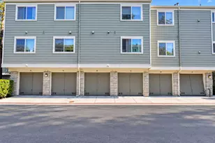 89 Castlebridge Dr, San Jose, CA 95116 - Photo 33