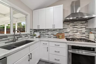 77 Shenado Pl, San Jose, CA 95136 - Photo 9
