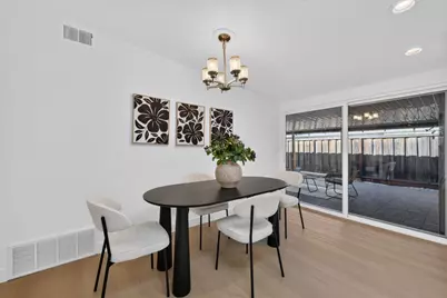 White Dr, Santa Clara, CA 95051 - Photo 9