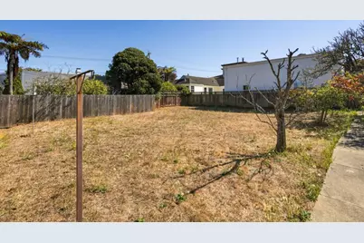 1540 Edgeworth Ave, Daly City, CA 94015 - Photo 27