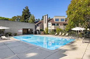 46 Pelican Ln, Redwood City, CA 94065 - Photo 21