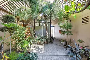 957 Eichler Dr, Mountain View, CA 94040 - Photo 25
