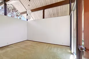 957 Eichler Dr, Mountain View, CA 94040 - Photo 23