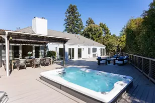 1365 Lakeview Dr, Hillsborough, CA 94010 - Photo 67