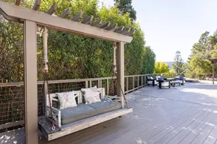 1365 Lakeview Dr, Hillsborough, CA 94010 - Photo 75