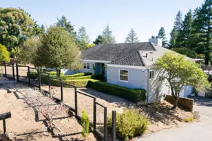 1365 Lakeview Dr, Hillsborough, CA 94010 - Photo 83