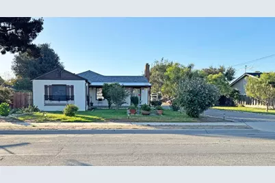 325 Oak Ave, Greenfield, CA 93927 - Photo 1