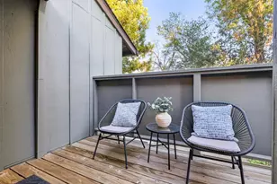 104 Cherry Hill Ct, Los Gatos, CA 95032 - Photo 19