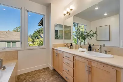 3493 Alma Village Cir, Palo Alto, CA 94306 - Photo 37