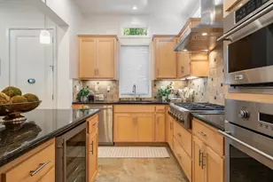 3493 Alma Village Cir, Palo Alto, CA 94306 - Photo 15