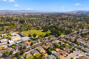 7821 Santa Barbara Dr, Gilroy, CA 95020 - Photo 37