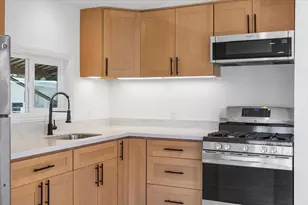555 McLaughlin Ave 42, San Jose, CA 95116 - Photo 9