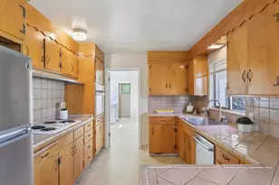 16 Alma Ct, Los Altos, CA 94022 - Photo 29