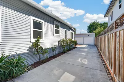 134 Brooklyn Ave, San Jose, CA 95128 - Photo 29