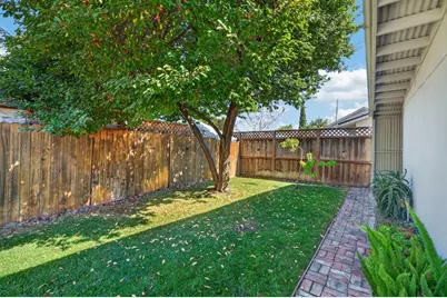 134 Brooklyn Ave, San Jose, CA 95128 - Photo 27