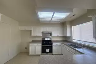 361 Serano St, Merced, CA 95341 - Photo 13