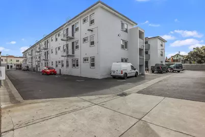 2555 Foothill Blvd, Oakland, CA 94601 - Photo 7
