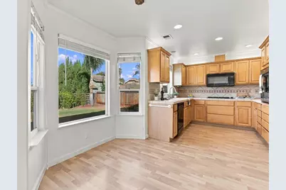 1490 Farragot Dr, Hollister, CA 95023 - Photo 11