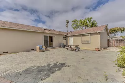 945 San Simeon Dr, Salinas, CA 93901 - Photo 25