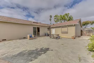 945 San Simeon Dr, Salinas, CA 93901 - Photo 25