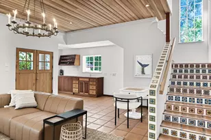 14900 Camarosa Dr, Pacific Palisades, CA 90272 - Photo 33