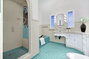 14900 Camarosa Dr, Pacific Palisades, CA 90272 - Photo 43