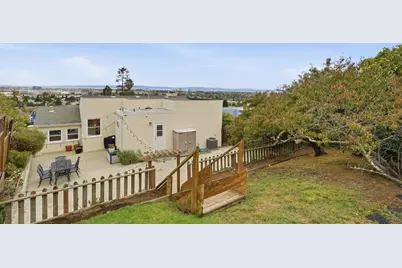 4024 Bayview Ave, San Mateo, CA 94403 - Photo 37