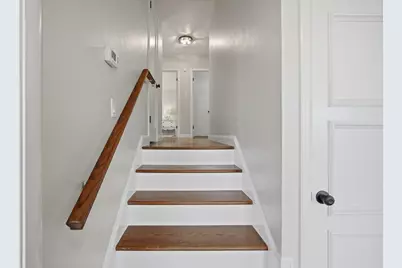 4024 Bayview Ave, San Mateo, CA 94403 - Photo 15
